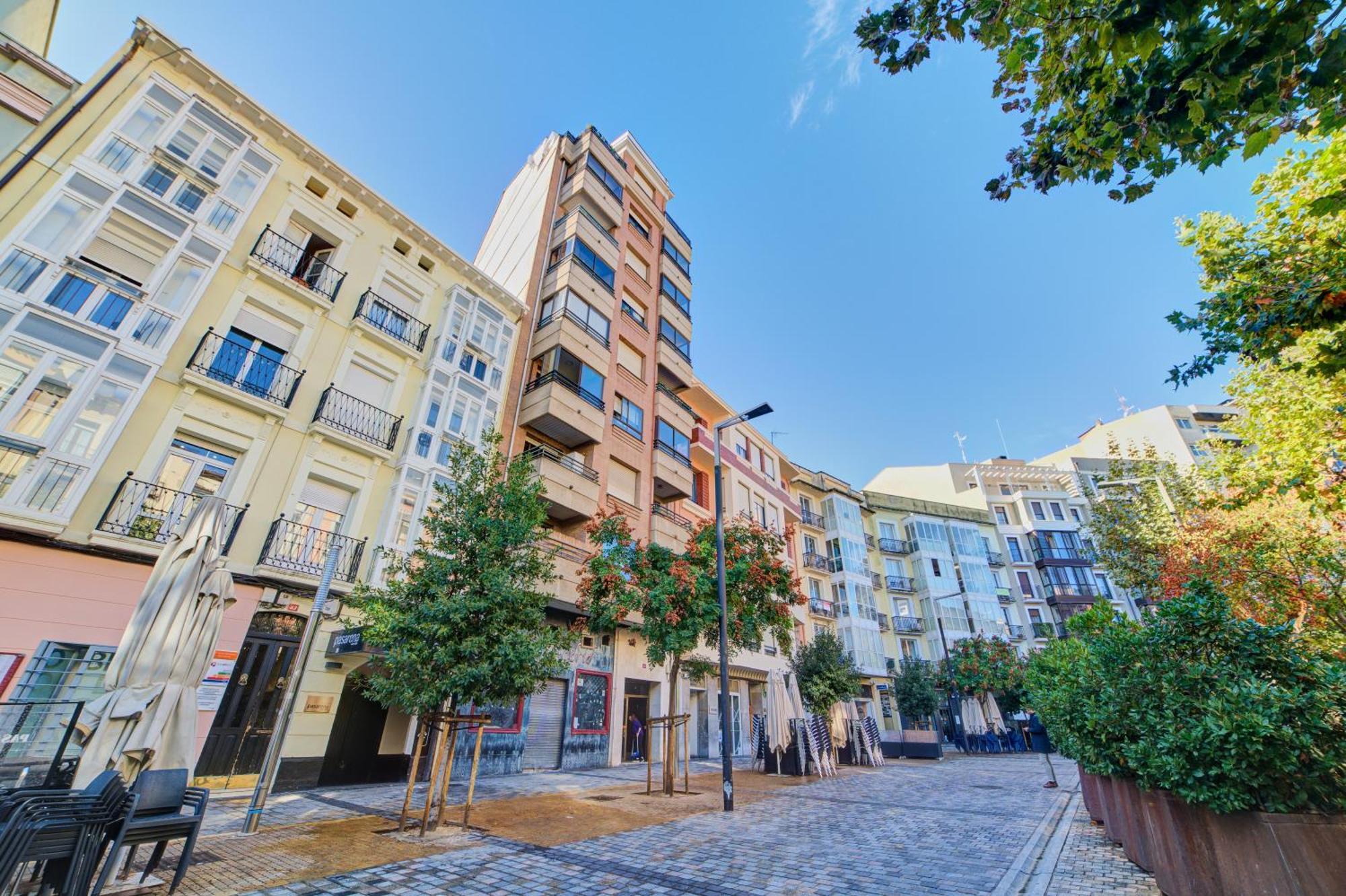 Apartamento Breton De Los Herreros Логроньо Экстерьер фото